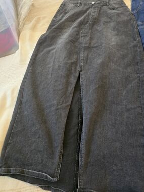 SHEIN Black High-Waist Front-Slit Maxi Denim Skirt